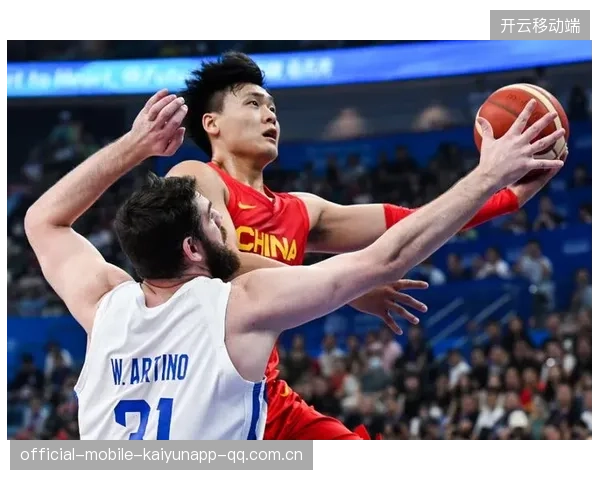 球迷齐喊MVP，选手泪崩：一场传奇的背后